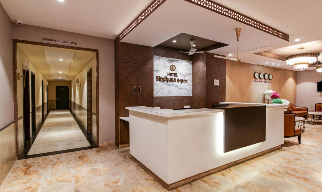 Hôtel Treebo Trend Sindhura Grand à Haïdarabad Extérieur photo