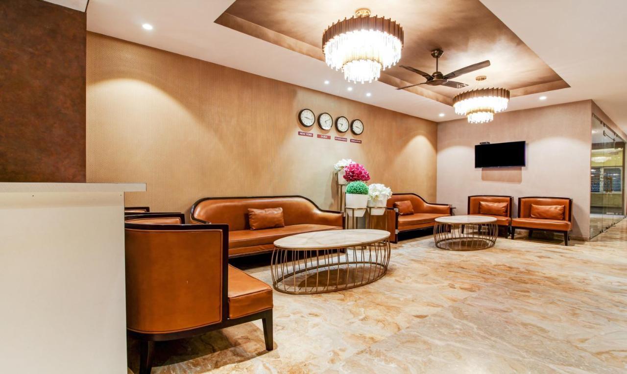 Hôtel Treebo Trend Sindhura Grand à Haïdarabad Extérieur photo